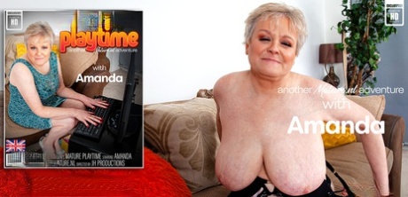 Mature blonde lady uncovers her big saggy boobs before masturbating